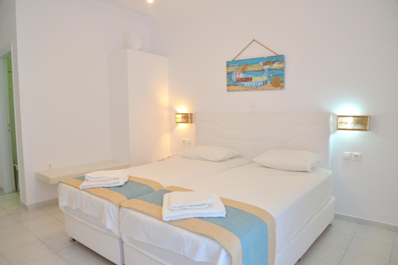 Corali Hotel Adamantas  Екстериор снимка