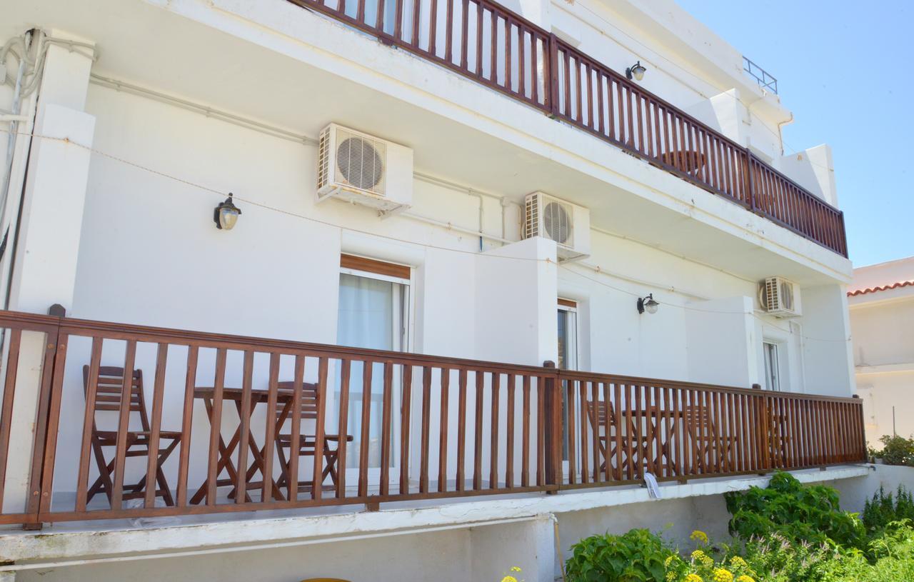 Corali Hotel Adamantas  Екстериор снимка