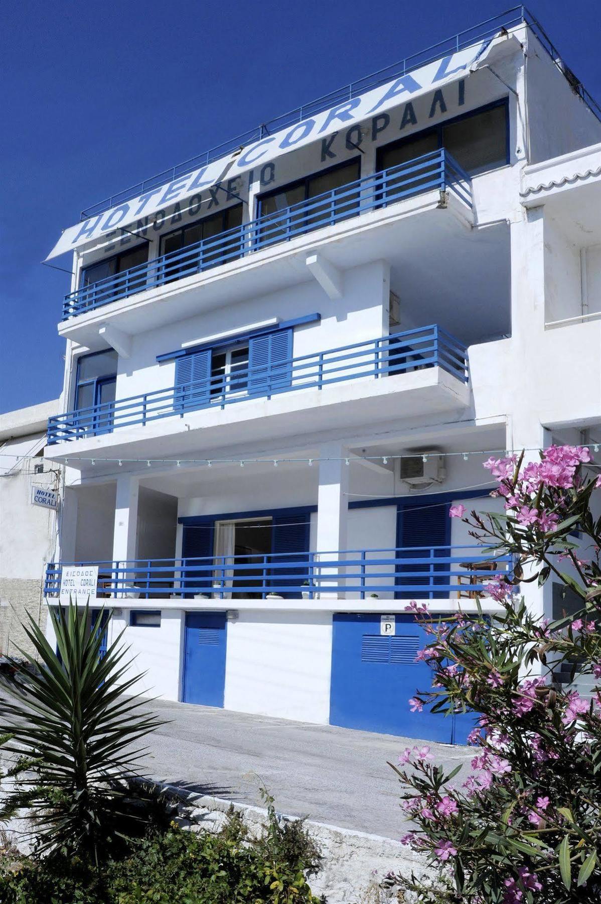Corali Hotel Adamantas  Екстериор снимка