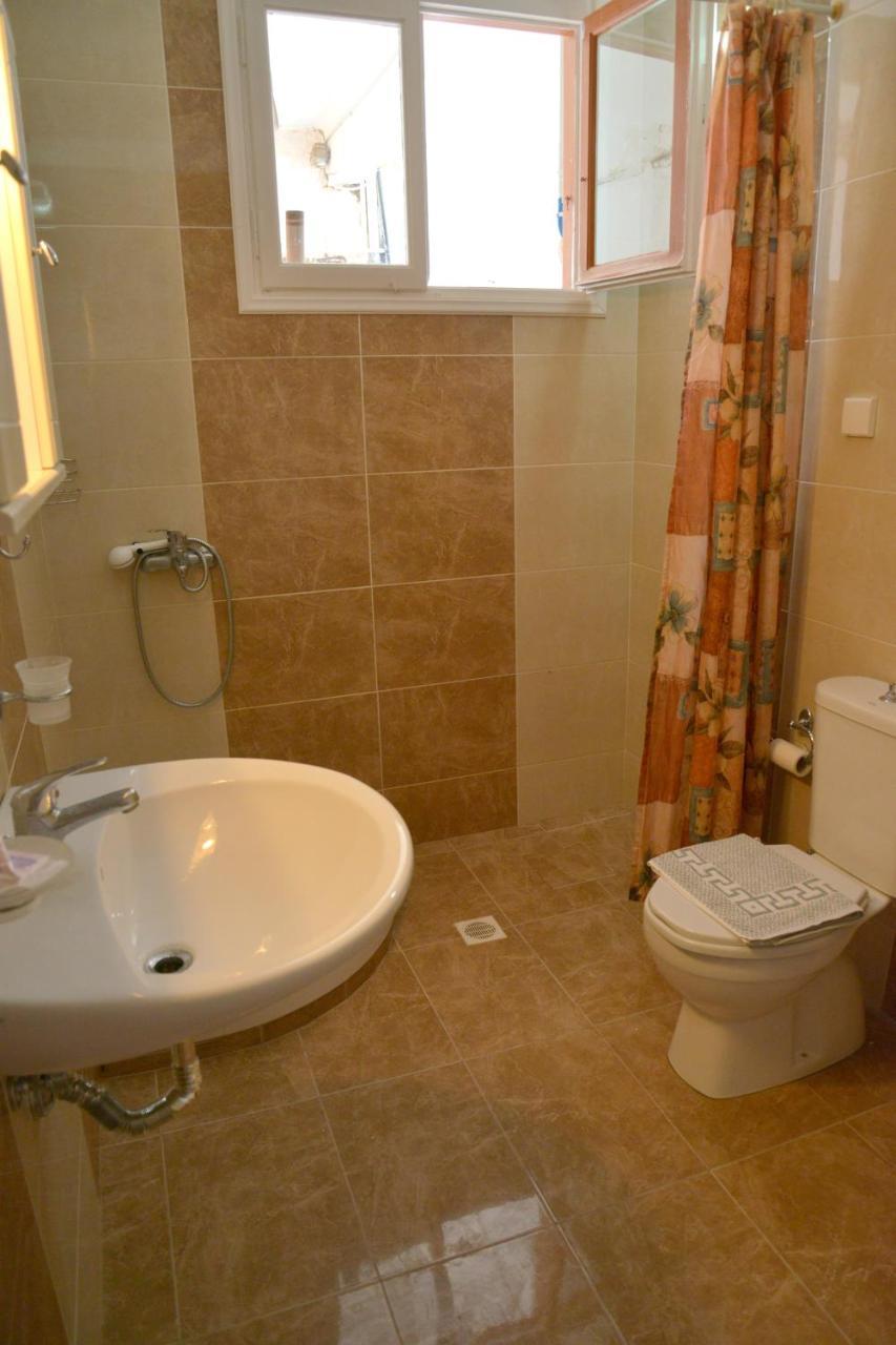Corali Hotel Adamantas  Екстериор снимка