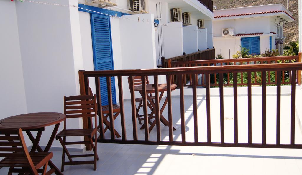Corali Hotel Adamantas  Екстериор снимка