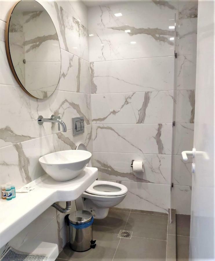 Corali Hotel Adamantas  Екстериор снимка
